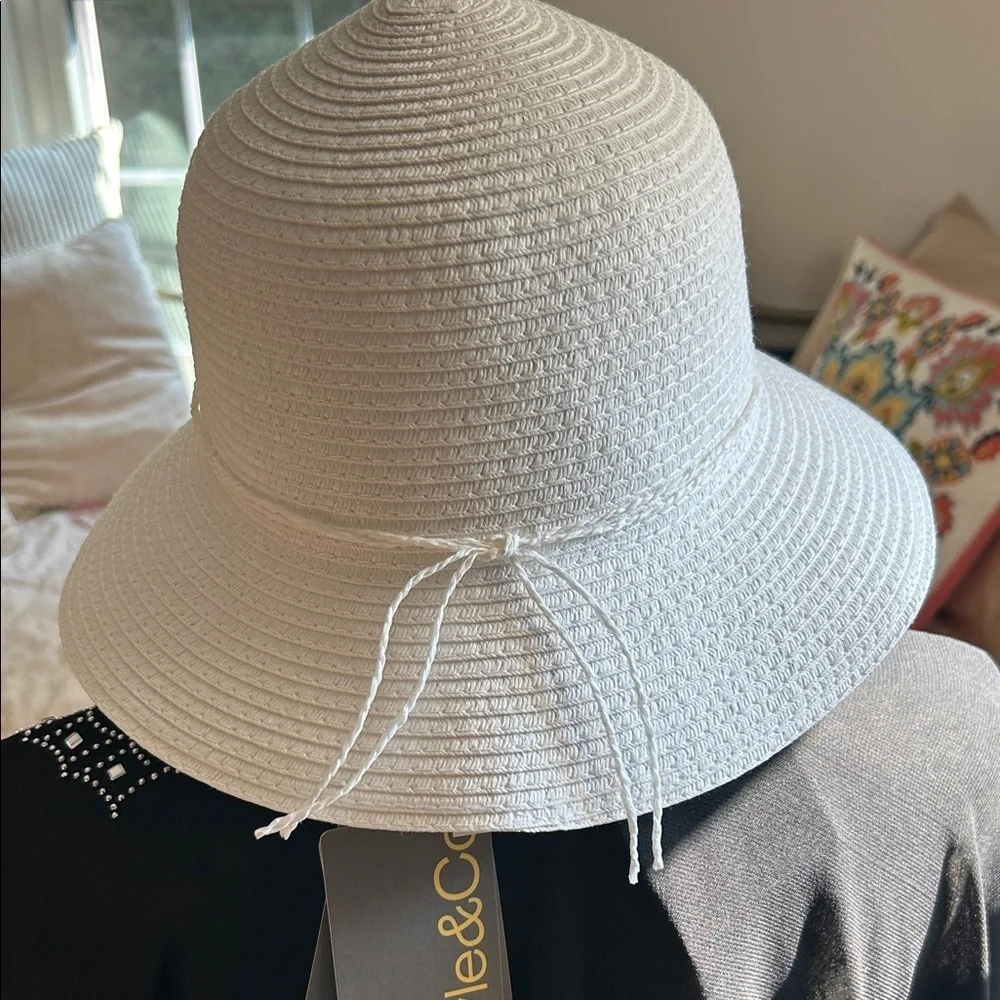 956. Style & Co. White Straw Sun Hat